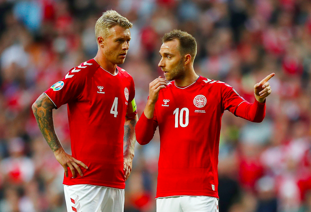 Simon Kjaer Med Smuk Eriksen Besked