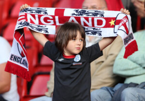 Eks-angriber: “Yousef Salech er for god til League One”, Cardiff hyldes for at holde på tidligere Brøndby-spiller